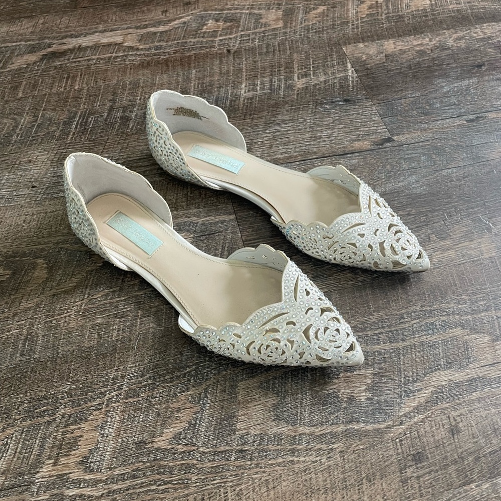 Blue by Betsey Johnson Lucy Women's Flats